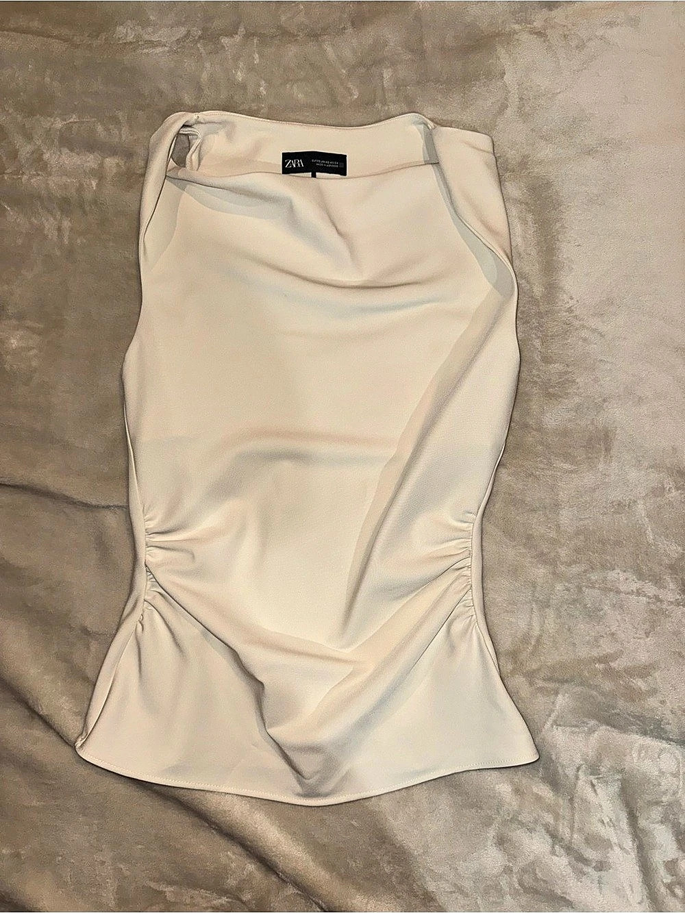 Zara Ruched Cream Top - Picture 1 of 1